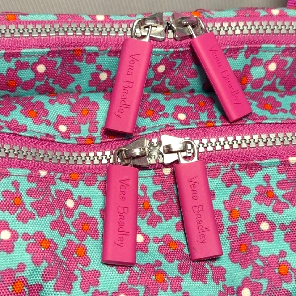 Vera Bradley Weekender Lighten Up on The Horizon Bag - Picture 3 of 16